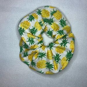 Pineapple Scrunchie
